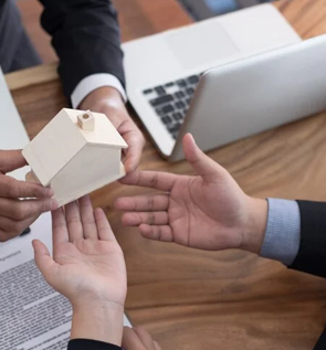 Property Lawyer in karachi